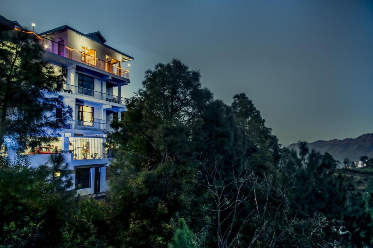 Terrace Retreat Panzió Kasauli Kültér fotó